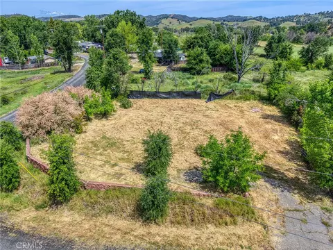 8812 Bass Ct, Lake, CA 95457
