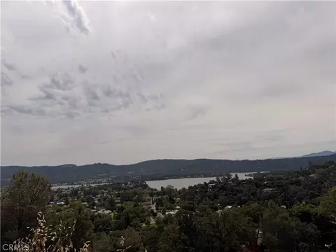 12450 Mountain Vw, Clearlake Oaks, CA 95423