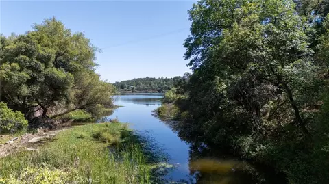 16985 Knollview, Hidden Valley Lake, CA 95467