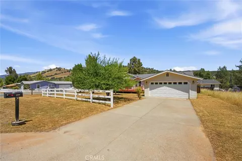2860 Spring Valley Rd, Clearlake Oaks, CA 95423
