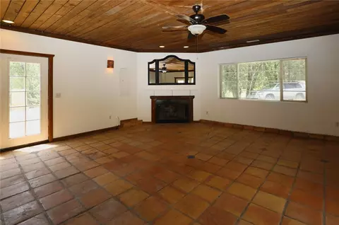 Living - 7200 Kahms, Cobb, CA 95426 photo 5 of 8