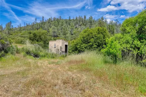 Exterior - 7200 Kahms, Cobb, CA 95426 photo 7 of 21
