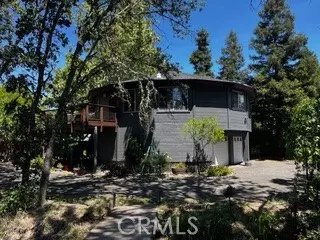 13885 Mountain House Rd, Hopland, CA 95449