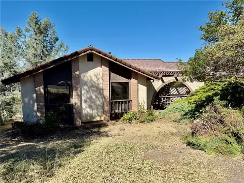 17045 Squirrelhill, Hidden Valley Lake, CA 95467