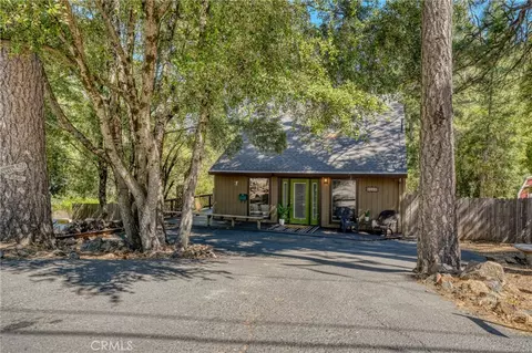 9260 Hoberg Dr E, Cobb, CA 95426