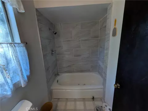 Bath - 6304 6th Ave, Lucerne, CA 95458 photo 2 of 5