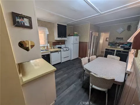 Kitchen - 6304 6th Ave, Lucerne, CA 95458 photo 3 of 4
