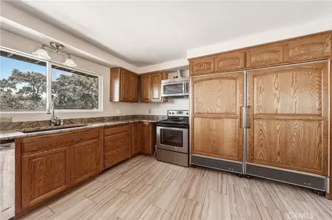 Kitchen - 4150 E State Hwy 20, Nice, CA 95464 photo 2 of 8