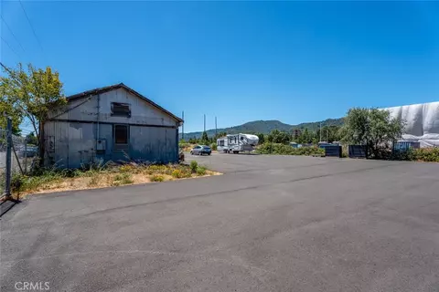 122 Leslie St, Ukiah, CA 95482 photo 3