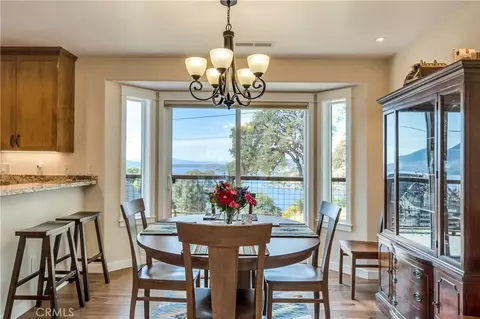 Dining - 3012 Oak Crest Dr, Clearlake, CA 95422 photo 2 of 3