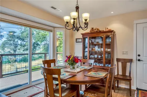 Dining - 3012 Oak Crest Dr, Clearlake, CA 95422 photo 3 of 3