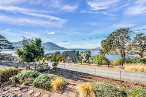 Exterior - 3012 Oak Crest Dr, Clearlake, CA 95422 photo 15 of 17