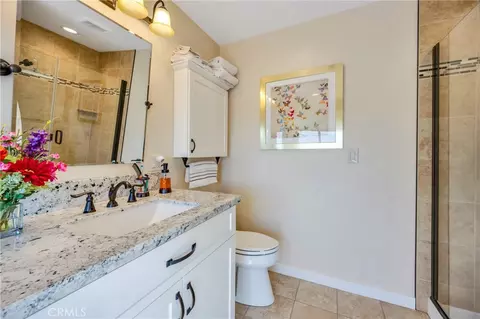 Bath - 3012 Oak Crest Dr, Clearlake, CA 95422 photo 3 of 4