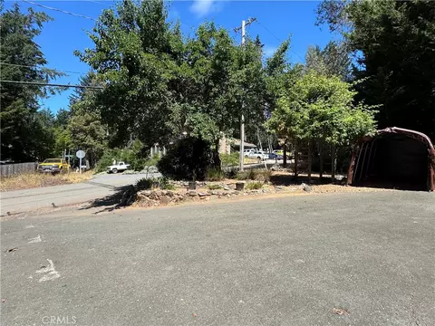 25799 Madrone Dr, Willits, CA 95490 photo 3