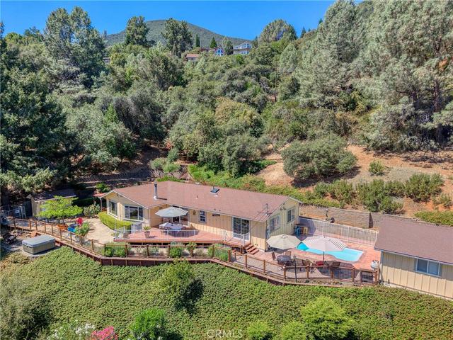 3295 S Lake Ct, Kelseyville, CA 95451