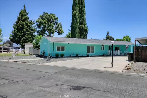 1800 S Main #32, Lakeport, CA 95453