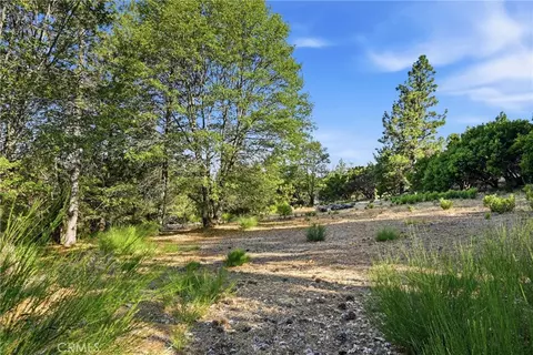 9003 Fox Dr, Cobb, CA 95426 photo 2