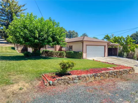 960 Sixth St, Lakeport, CA 95453