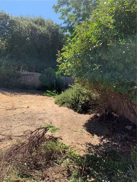 Exterior - 13649 Arrowhead Rd, Clearlake, CA 95422 photo 10 of 16