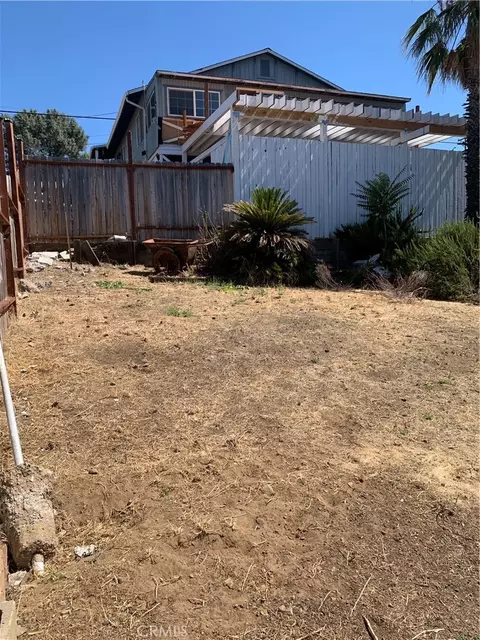 Exterior - 13649 Arrowhead Rd, Clearlake, CA 95422 photo 12 of 16