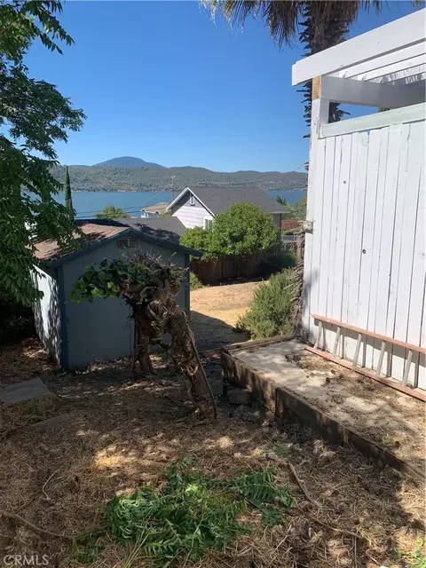 Exterior - 13649 Arrowhead Rd, Clearlake, CA 95422 photo 8 of 16