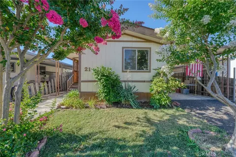 5330 Lakeshore #21, Lakeport, CA 95453