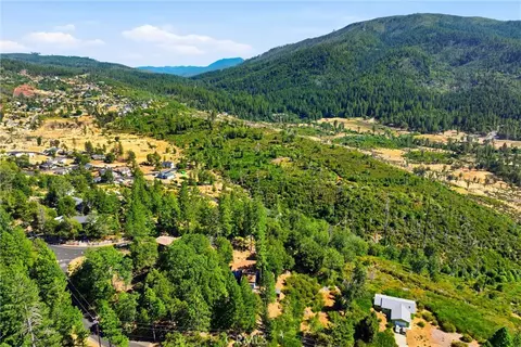 View/Area - 9081 Bleuss Ct, Cobb, CA 95426 photo 2 of 5