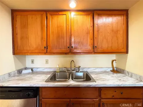Kitchen - 255 Burlington, Ukiah, CA 95482 photo 3 of 4