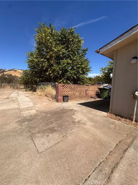 Exterior - 13720 Arrowhead, Clearlake, CA 95422 photo 3 of 7