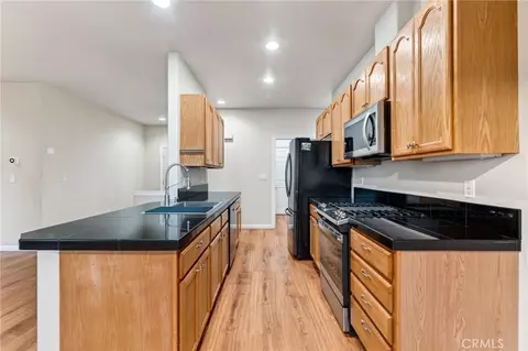 Kitchen - 1290 Tuck, Willits, CA 95490 photo 2 of 3