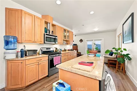 Kitchen - 10737 Crestview, Clearlake, CA 95422 photo 2 of 2