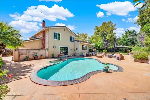 Exterior - 1720 Wayne Ct, Fairfield, CA 94534 photo 7 of 18