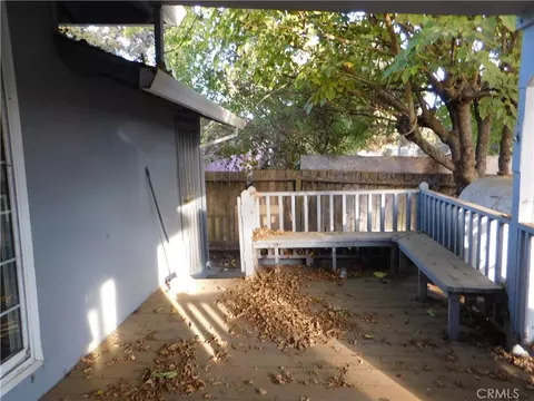 Exterior - 14420 Walnut Ave, Clearlake, CA 95422 photo 3 of 5