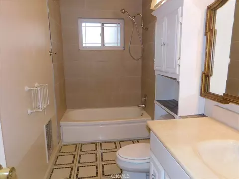 Bath - 14420 Walnut Ave, Clearlake, CA 95422 photo 1 of 1