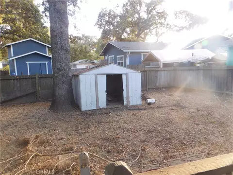 Exterior - 14420 Walnut Ave, Clearlake, CA 95422 photo 4 of 5