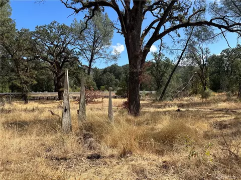 Exterior - 23800 West Rd, Middletown, CA 95461 photo 7 of 10