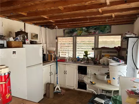 Kitchen - 23800 West Rd, Middletown, CA 95461 photo 5 of 5