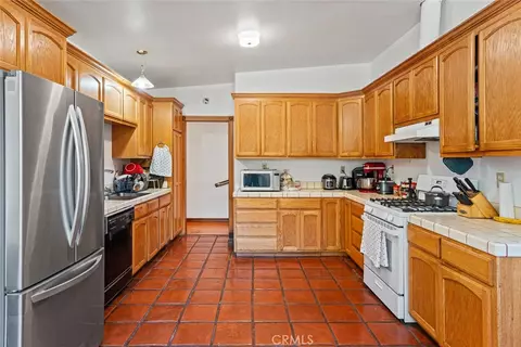 Kitchen - 19020 Gschwend Rd, Philo, CA 95466 photo 1 of 3