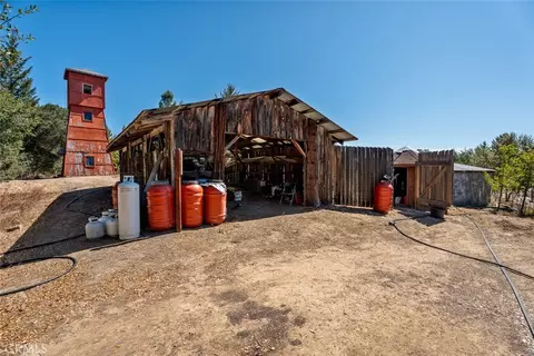 Exterior - 19020 Gschwend Rd, Philo, CA 95466 photo 5 of 7