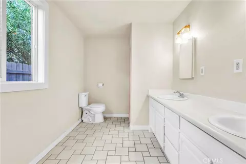Bath - 3166 12th Ave, Clearlake, CA 95422 photo 3 of 4