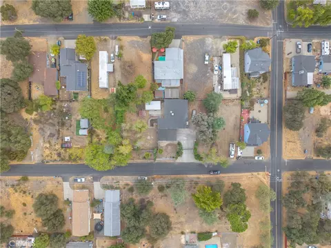 View/Area - 3166 12th Ave, Clearlake, CA 95422 photo 10 of 13