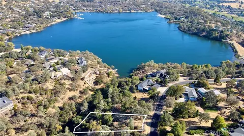 17005 Knollview, Hidden Valley Lake, CA 95467