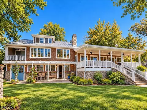3260 Lakeshore Blvd, Lakeport, CA 95453