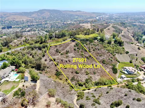 27591 Rolling Wood Ln, San Juan Capistrano, CA 92675