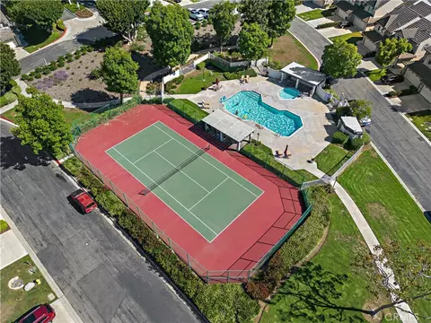 242 Crawford Cyn S #29, Orange, CA 92869