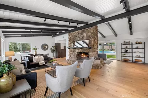 4145 Punta Alta Dr, Baldwin Hills, CA 90008