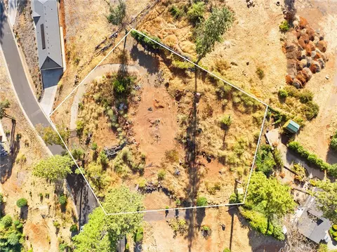 585 Valstream Dr, Paradise, CA 95969 photo 4