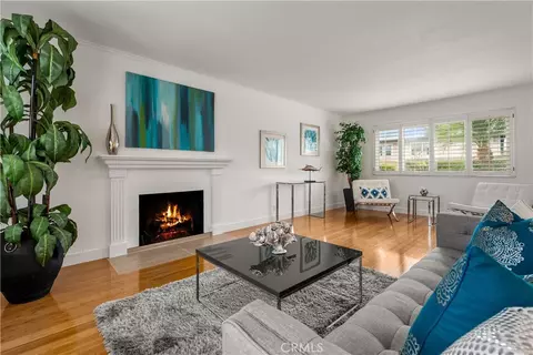 1872 Parkview Cir, Costa Mesa, CA 92627
