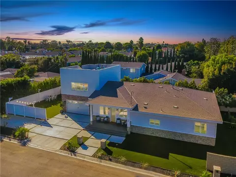 333 Mesa Dr, Costa Mesa, CA 92627