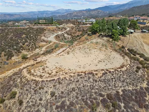 37807 Valgio, Calimesa, CA 92320 photo 6